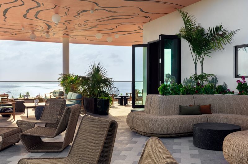 Pom Pomp, Rooftop Lounge del Resort