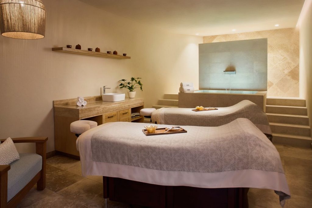 Vive momentos de bienestar en The Westin Resort & Spa Puerto Vallarta, conoce más en la edición de La Revista.