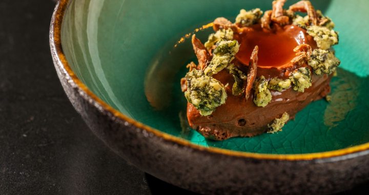 Conoce un poco de la historia del restaurante Manu, de la chef Manu Buffara, en la Revist Verest.