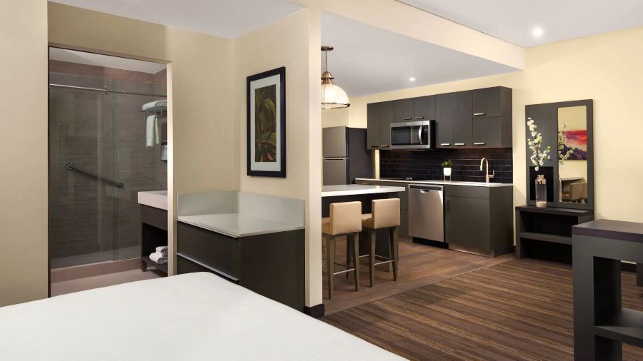Hyatt Place Studio-Kitchen