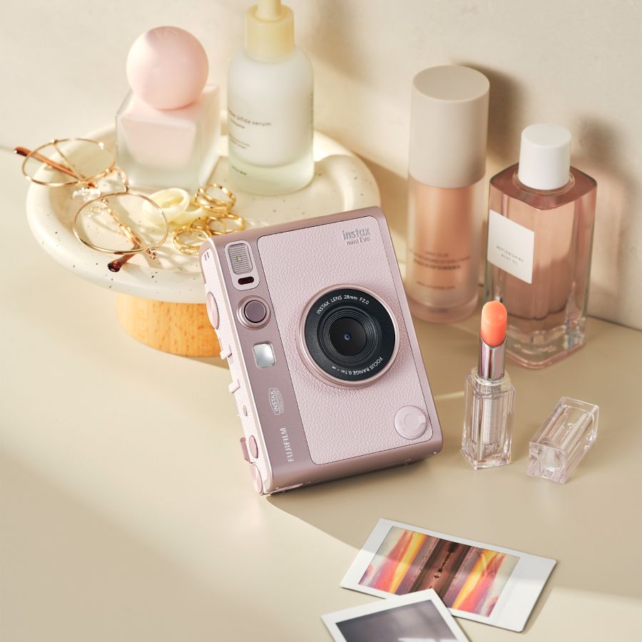 instax mini Evo GENTLE ROSE