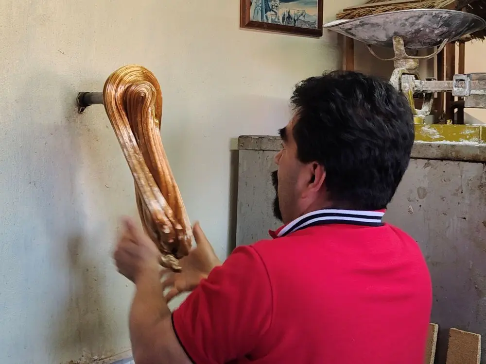 Proceso de elaboración de Charamuscas. Foto de Nancy Chávez