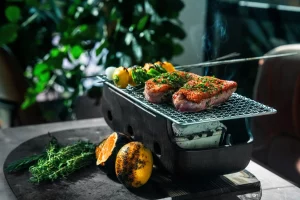 Experiencia gastronómica de alta cocina y evolución de sabores, según expertos gastronómicos de Kimpton Hotels.