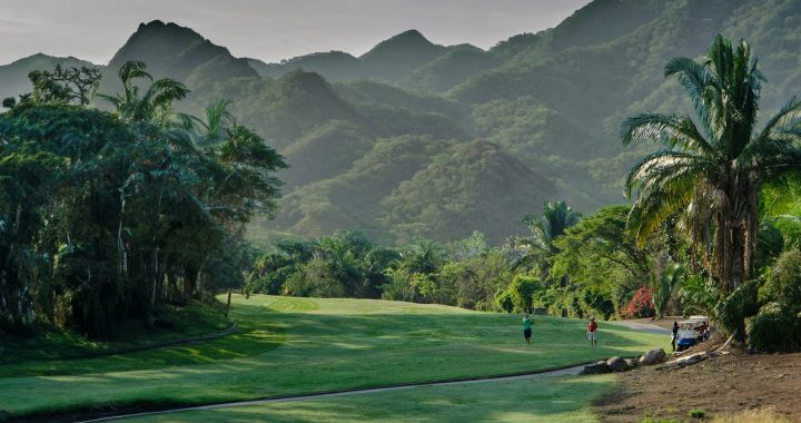 vista vallarta golf hole