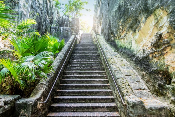 Queen Staircase, un atractivo imperdible en Nassau y Paradise Island, donde el tiempo parece que se regresa.