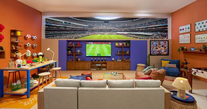 Disfruta de la nueva experiencias de Airbnb en el Estadio Ciudad de México, junto a Hugo Sánchez.