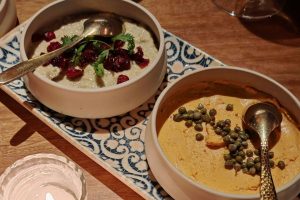 En las Lomas de Chapultepec, en la CDMX, encontrarás Ennéa Restaurante, donde la propuesta gastronómica se centra en sabores del Mediterráneo.