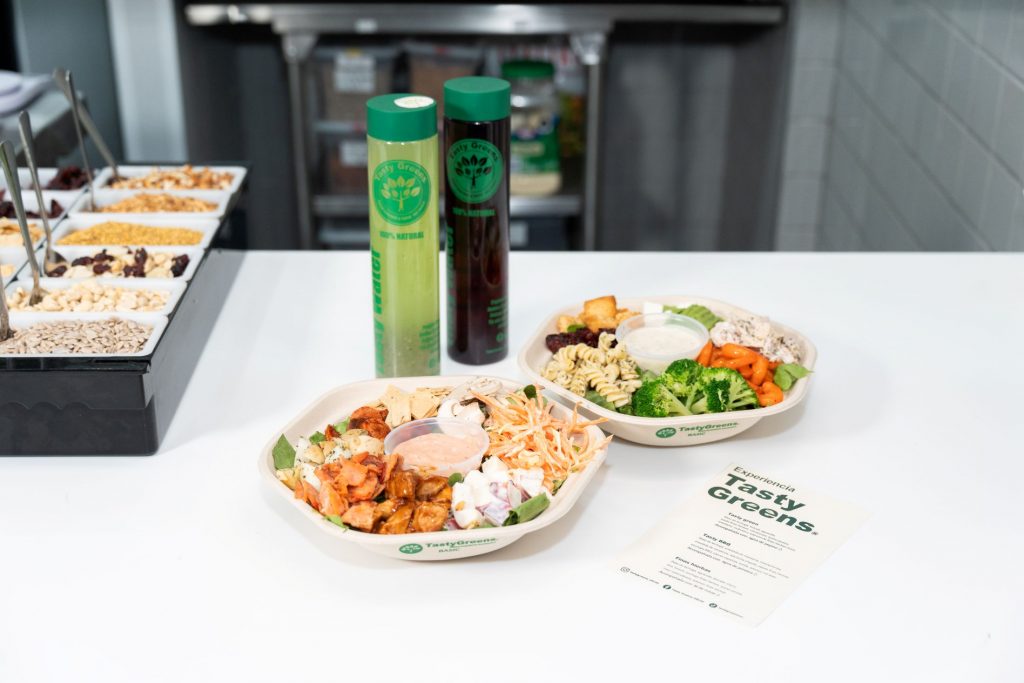 Las ensaladas Tasty Greens llegaron a Plaza Manacar, en la colonia Del Valle en la Ciudad de México. Conoce su propuesta.