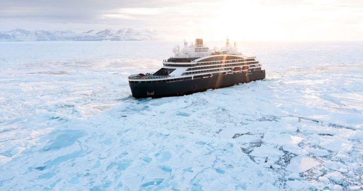 Le commandant charcot Auroras