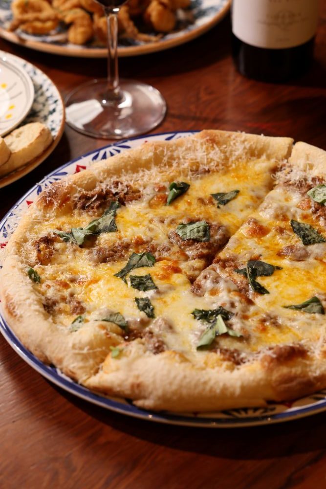 Pizza di Ragú Marcello