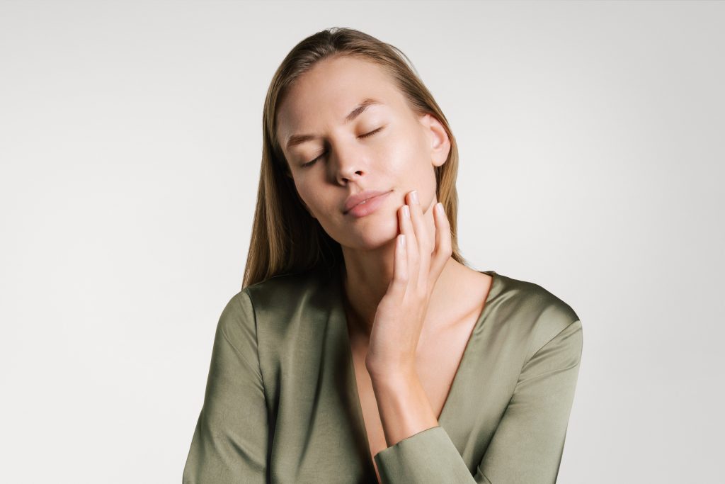 RINGANA model Neurocosmética