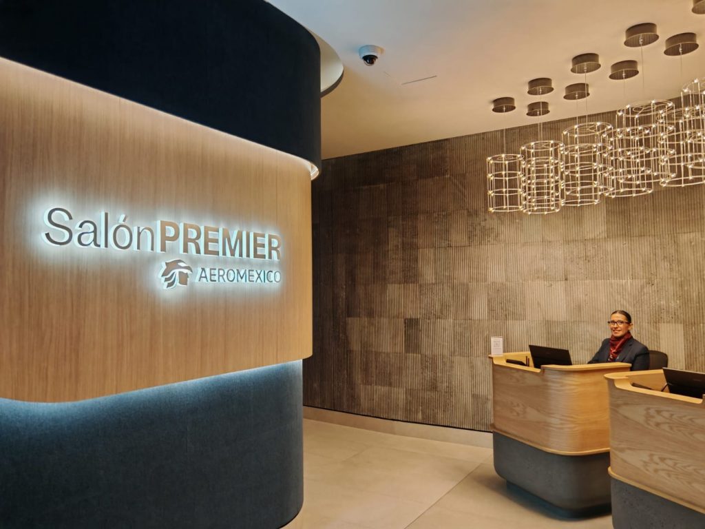 Salón Premier 11