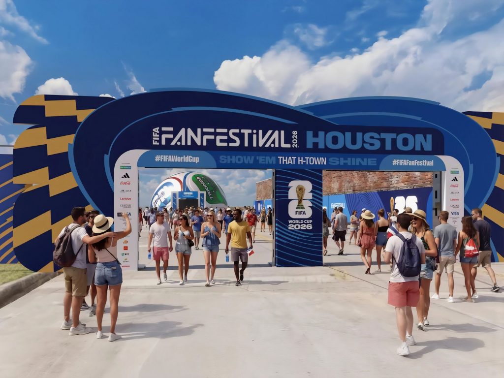 El Mundial 2026 también se vive en Houston. Disfruta del FIFA FanFestival, y conoce una ciudad increíble.