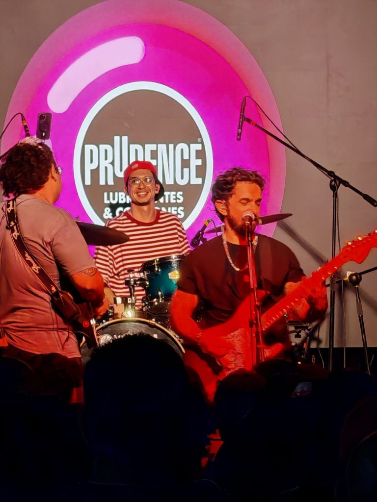 Vete a la Versh en la presentación de la segunda colaboración con los Condones Prudence.