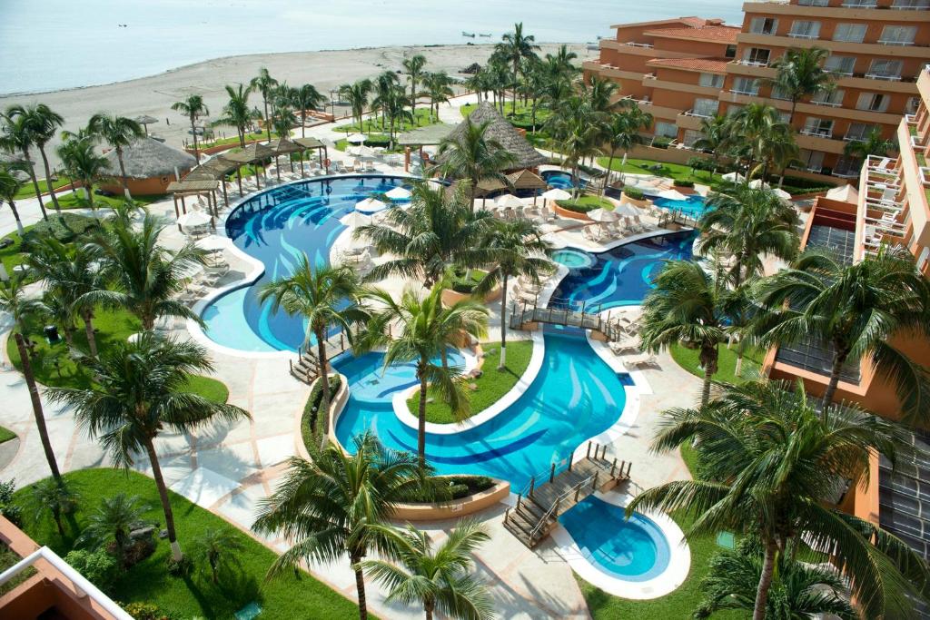 alberca Grand Fiesta Americana