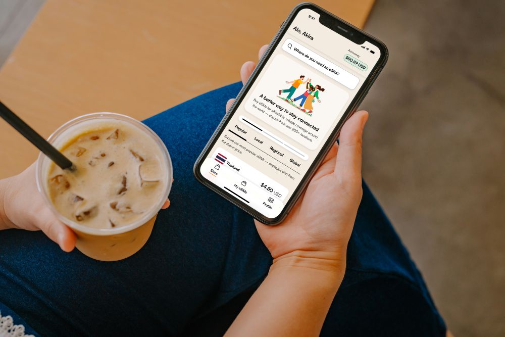 Airalo tiene una propuesta de eSIM para viajar sin desconectarnos