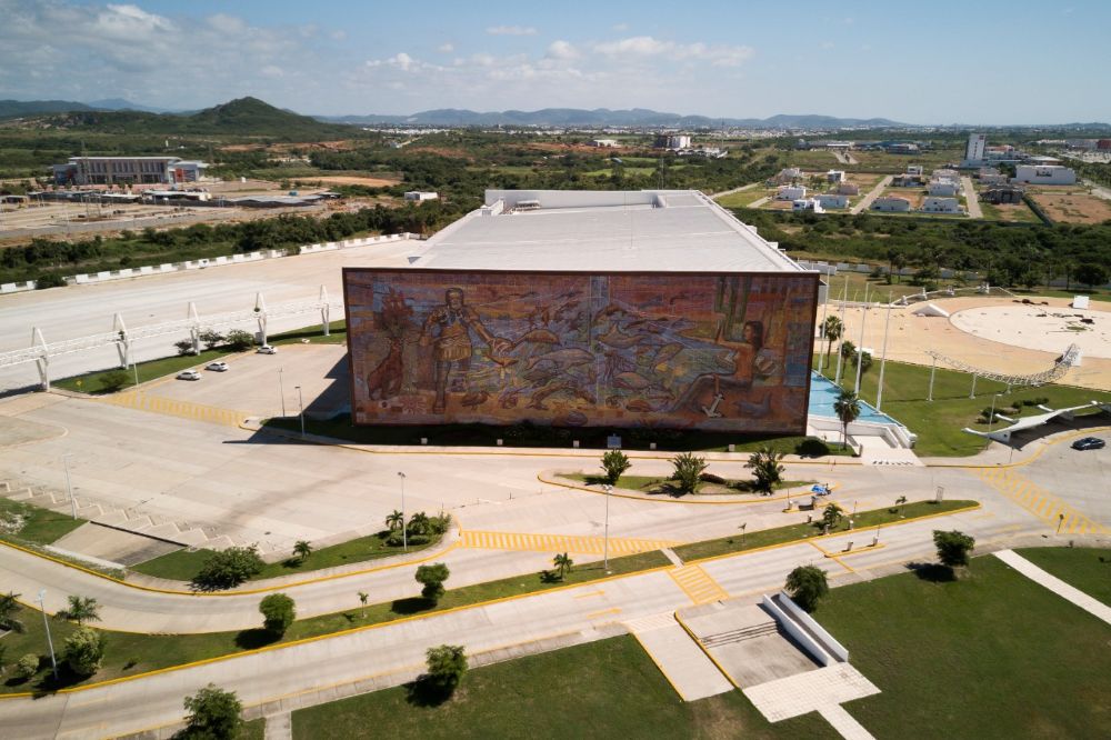 Conoce el mural más grande del mundo, en Mazatlán.