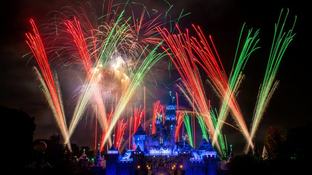 holiday magic fireworks Disneyland Navidad