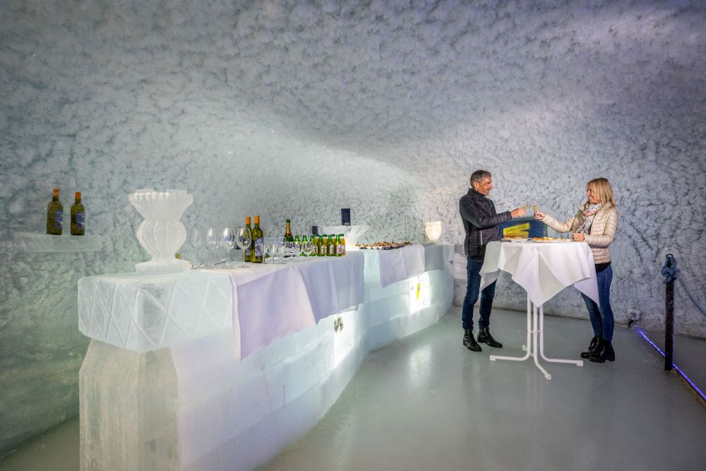 Jungfraujoch Eisbar Apero riche