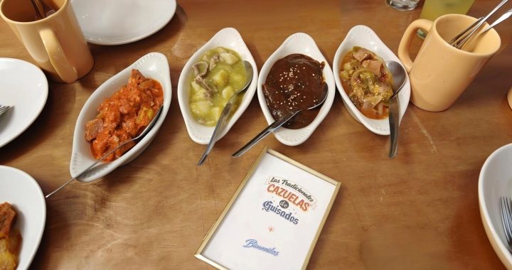 Algunos guisados del restaurante Las Tradicionales Cazuelas de Guisados del chef Nicolás Martín del Campo, en la colonia Roma.