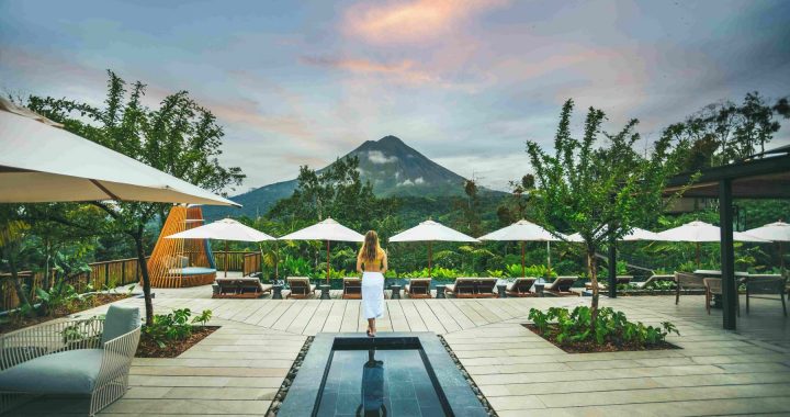 Nayara Costa Rica resort lujo Centroamerica