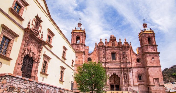 Parroquia de Santo Domingo en Zacatecas, disfruta de su Arquitectura