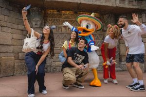Walt Disney World Resort en Florida celebra Hispanic & Latin American Heritage Month con “Together We Are Magia.
