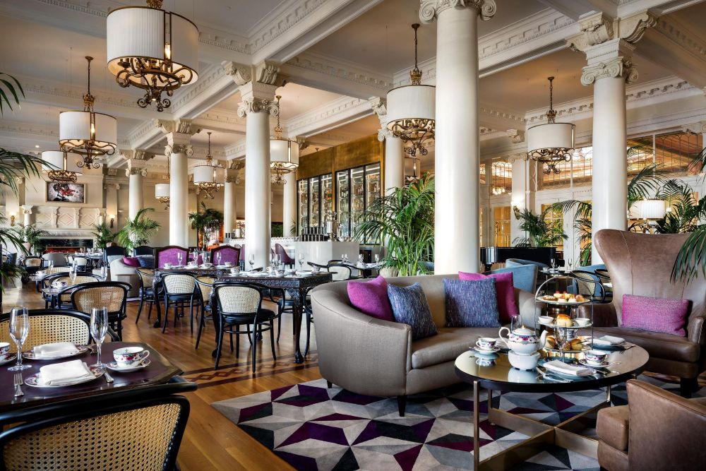 Fairmont Empress Lobby Lounge Bar (3) - credit to Fairmont Empress