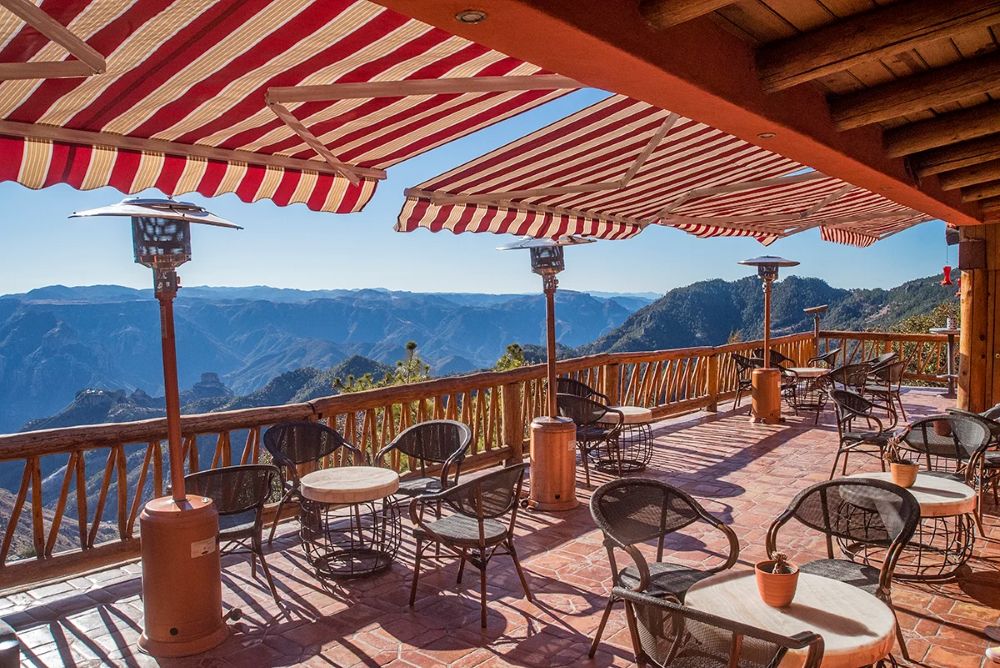 Terraza Hotel Mirador Barrancas del Cobre