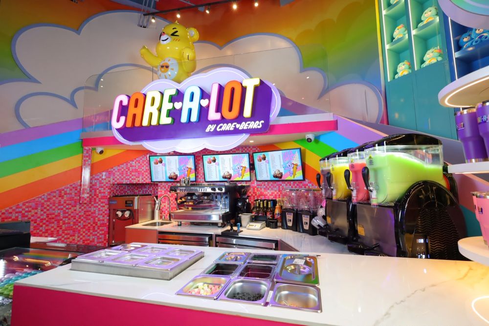 El primer Care-A-Lot by Care Bears Café del mundo abrió sus puertas en Galerías Monterrey.