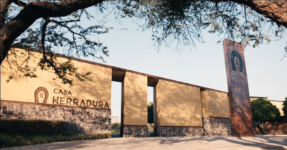 Casa Herradura Directo al Alambique