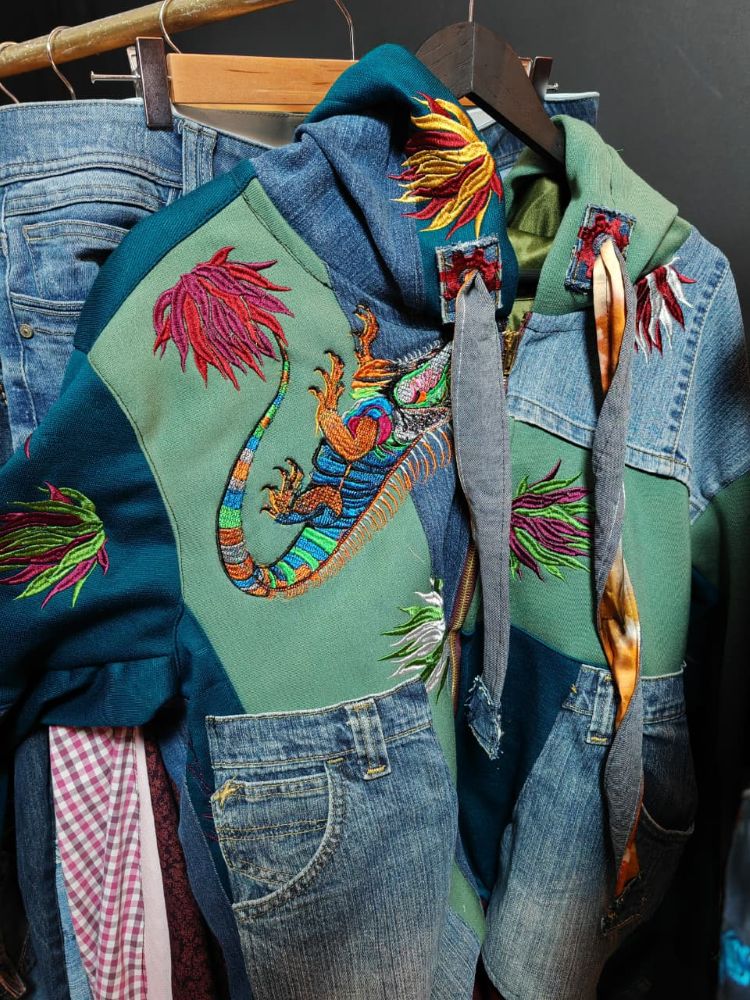 Mario Galaviz Quiroga Golden Lola moda upcycling La Aurora SMA