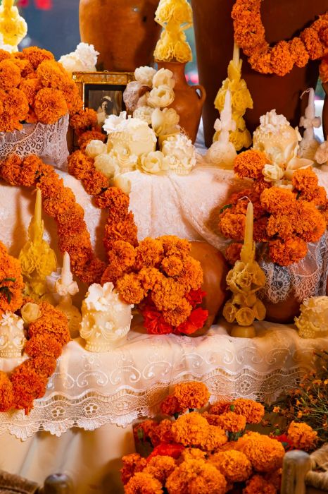 St Regis Altar de Día de Muertos